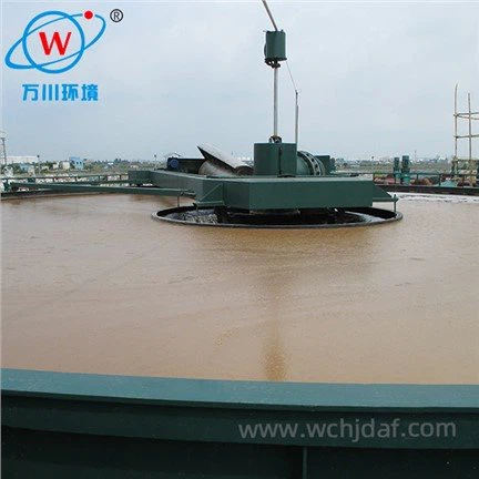 Kako slanost tekućine utječe na flotaciju zrakom in situ?